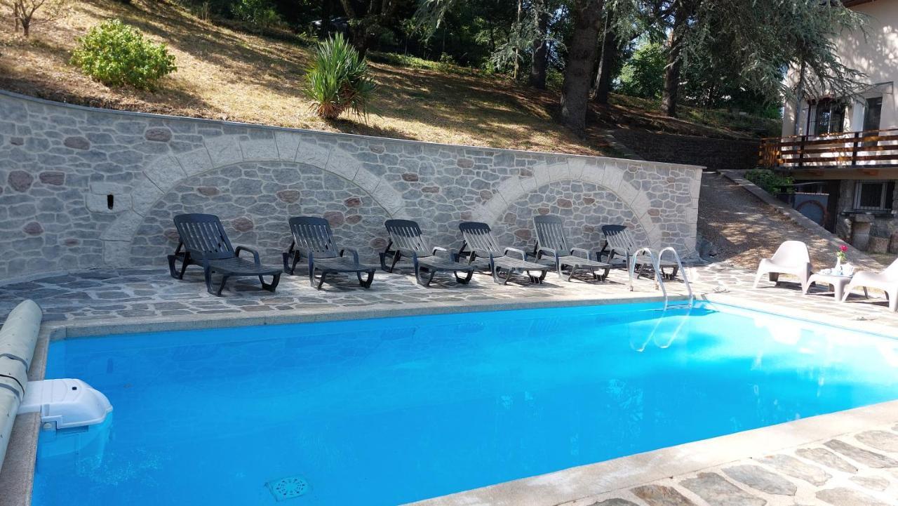 Chalet 14 Pers Avec Vue Panoramique Et Piscine Chauffee Genolhac Eksteriør billede